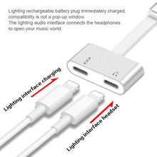 Charger l&#39;image dans la galerie, 2-in-1 Charging audio adapter for iphone