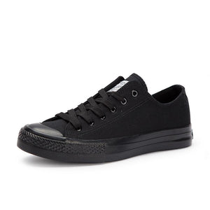 Classic pure black canvas shoes