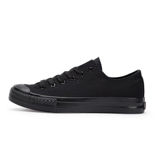 Classic pure black canvas shoes